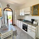 Iss Travel, Panoramic Sea View Ticino - 1 Bedroom 1,5 Km From The Lägenhet *