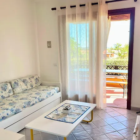 Apartmán Iss Travel, Panoramic Sea View Ticino - 1 Bedroom 1,5 Km From The San Teodoro (Sardinia)