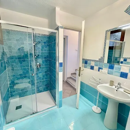 Iss Travel, Panoramic Sea View Ticino - 1 Bedroom 1,5 Km From The San Teodoro (Sardinia)