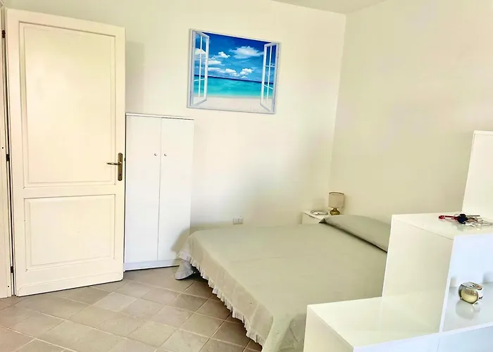 Iss Travel, Panoramic Sea View Ticino - 1 Bedroom 1,5 Km From The San Teodoro (Sardinia)