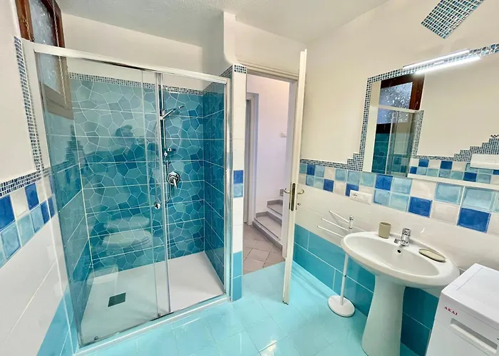 Iss Travel, Panoramic Sea View Ticino - 1 Bedroom 1,5 Km From The San Teodoro (Sardinia)